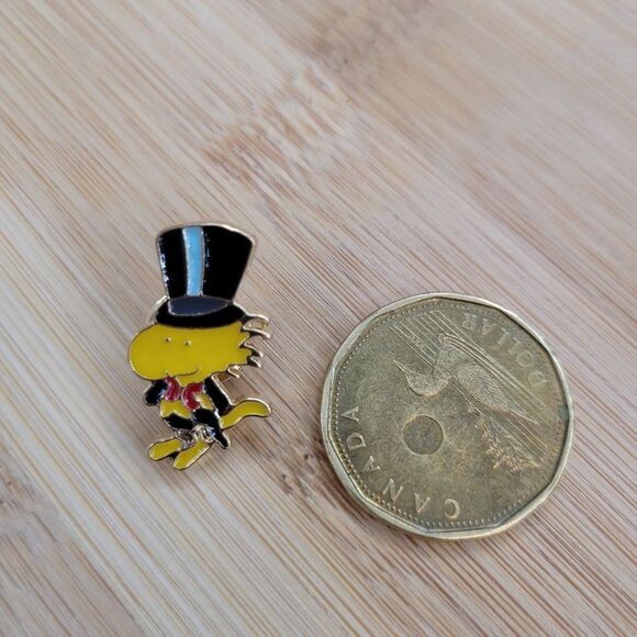 2/$20 Brand New Snoopy Woodstock Tuxedo Pin Brooch - Picture 3 of 3